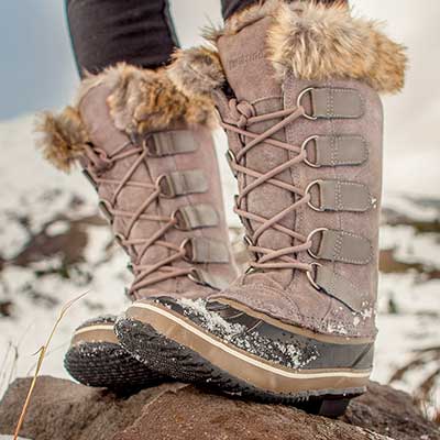 snow boots